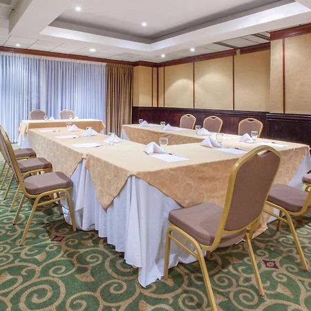 Crowne Plaza San Pedro Sula Hotel Eksteriør billede