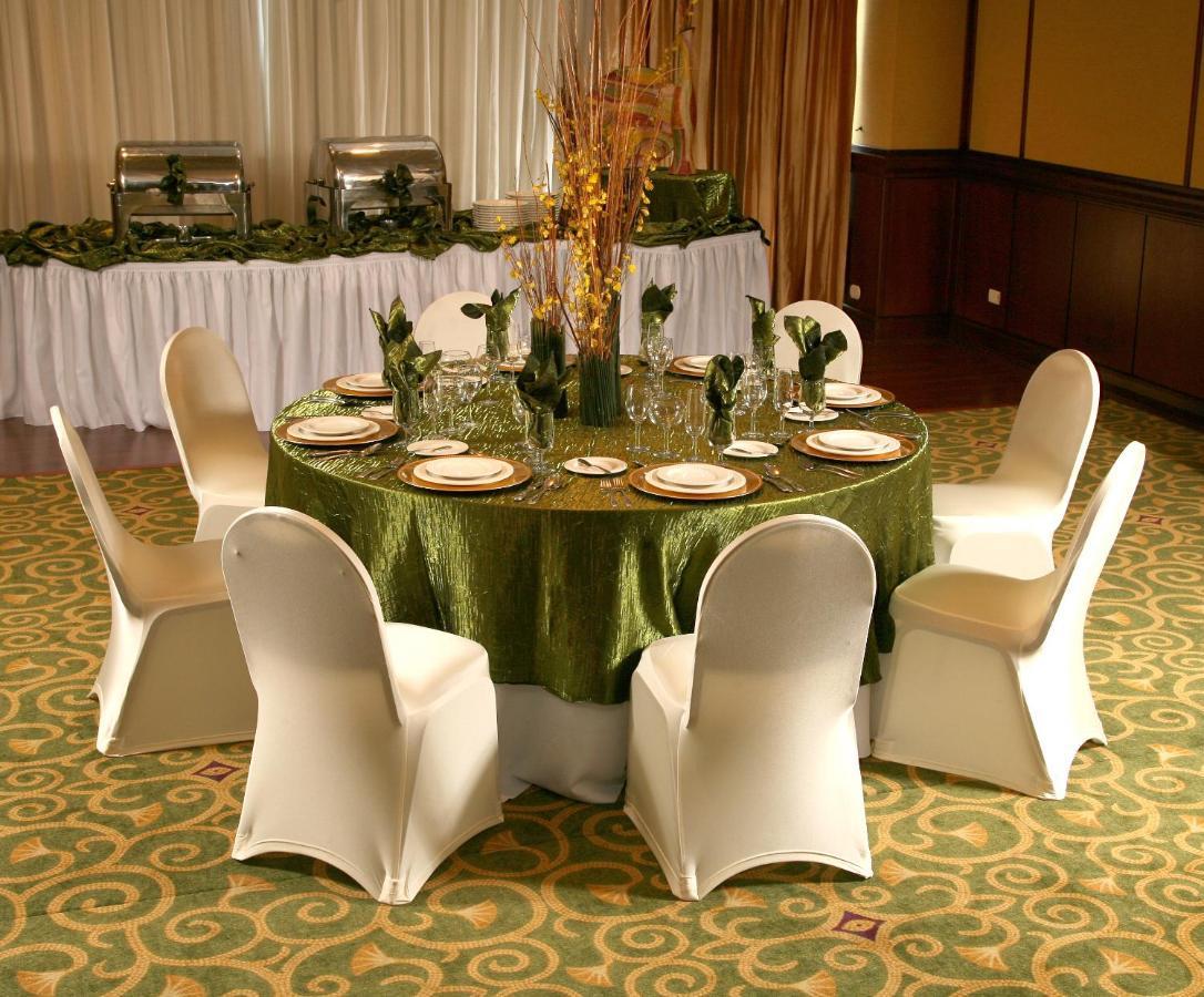 Crowne Plaza San Pedro Sula Hotel Eksteriør billede